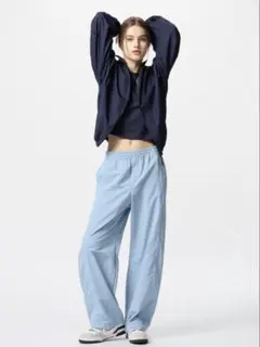 ユニクロ　ギアパンツ　Ｓ　ブルー