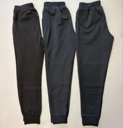 黒いロングパンツ ポケット付き