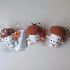 ドコモダケ フィギュアストラップ 2種セット - メルカリ