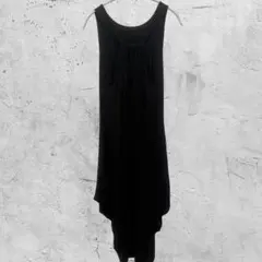 希少デザイン✨boohoo【M/L】ブラック ノースリーブ ワンピースのサムネイル