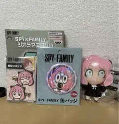 SPY×FAMILY アーニャ 前髪クリップ 缶バッジ ジオラマアクリル セット