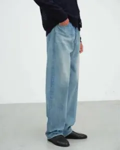AURALEE SELVEDGE FADED LIGHT DENIM PANTのサムネイル