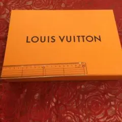 ルイビトン　空箱　ショッパー　小袋　GUCCI FENDI リボン　ジバンシィ