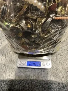 遺品整理 アクセサリー パーツ まとめ 約2キロ