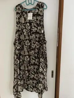 花柄ノースリーブエプロン