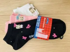 【新品未使用品タグ付き】サンリオ マロンクリーム 靴下 3足セット 23〜25㎝のサムネイル