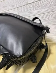 Archive Opium Python Pattern Leather Bag - メルカリ