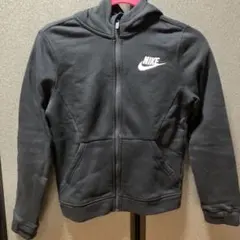 NIKEパーカー150センチ☆