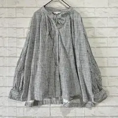 LILASIC 綿100チェック柄ブラウス（M）白黒 長袖 ゆったり 体型カバーのサムネイル