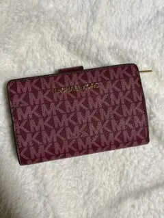 新品未使用品　MICHAEL KORS バーガンディ 二つ折り財布