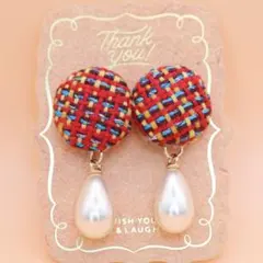 ツイード　ボタン　ピアス　イヤリング　白　ピンク　ハンドメイド　チェック ツイード ボタン ピアス 白 ピンク ハンドメイド チェック - メルカリ