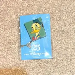 ディズニーランド　25周年　記念品　ピンバッジ　ドナルド
