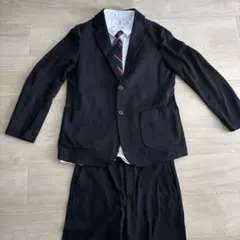 ユニクロ　160サイズ フォーマルスーツ 黒 ネクタイ付き