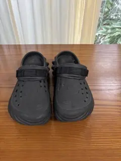 Crocs Echo Clog ブラック サボサンダル　m7 W9のサムネイル