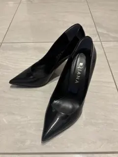 【値下げしました❣️】 D.IANA ブラック ハイヒール ポインテッドトゥ