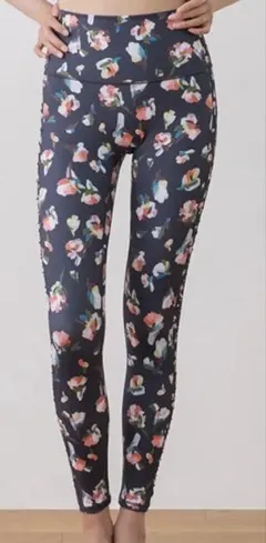 【SUKALA】未使用品　ヨガレギンスlava ヨガウェア　ヨガパンツ SUKALA】ユーティリティレギンス(S・M・Lサイズ ブラウン