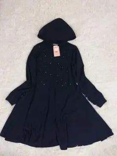 新品✨ SALON Pixie Heart ワンピース　ビジュー フリル フードのサムネイル