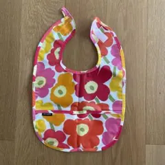 美品　マリメッコ　ウニッコ　スタイ エプロン　食事