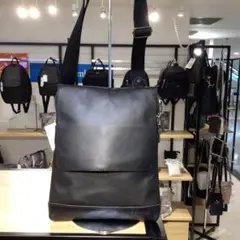DOUBLES レザー ショルダーバッグ ブラックのサムネイル