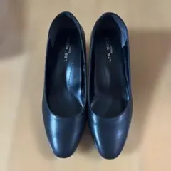【美品】黒パンプス