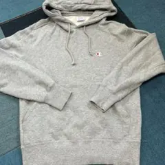 Champion パーカー グレー メンズ？レディース？不明の為サイズ参考に。