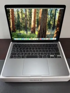 MacBook Air 2020、13インチ、スペースグレイ。
