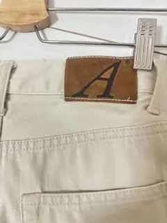 【大値下げ中】美品　ANATOMICA ホワイトデニム サイズ25 白デニムのサムネイル