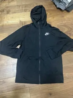 Nike ブラックパーカーとパンツセット キッズSサイズ