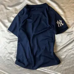 MLB ニューヨーク・ヤンキース アンダーシャツ Mのサムネイル