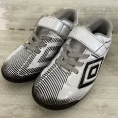 アンブロ　トレーニングシューズ 18cm