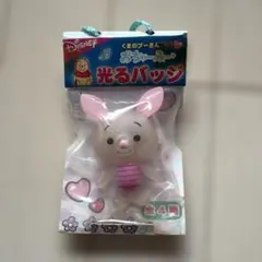 SEGA ディズニーくまのプーさんピグレット光るバッジ