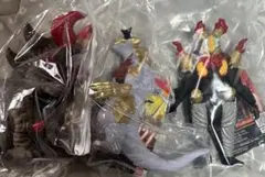 ウルトラ怪獣シリーズ ベリアル融合獣 3体まとめ売りのサムネイル