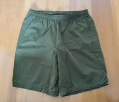 美品　ワイルドシングス　ショートパンツ　カーキ　L