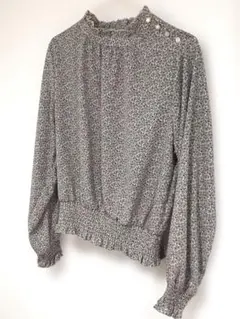 elencare due シャツ