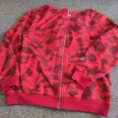 ジップアップパーカー　レッド
