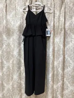 ブラック　黒　キャミワンピース