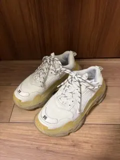 BALENCIAGA Triple S 35 クリアソールスニーカー - メルカリ