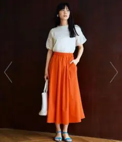 新品タグ付き♡アンフィーロ♡FINE MOVE タックフレアスカートのサムネイル