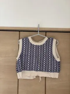 ネイビー・ベージュ幾何学模様ニットベスト