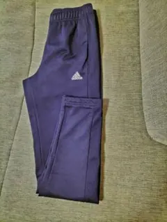 adidas黒パンツ150