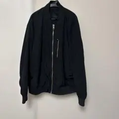 ブラック ジャンパー