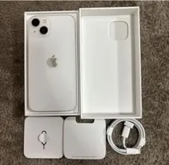 Apple iPhone 13 ホワイト 本体 充電ケーブル付き