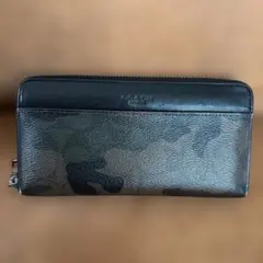COACH☆ラウンドファスナー長財布　ダークグリーンカモフラージュ