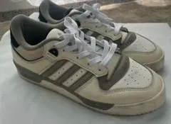 adidas スニーカー ホワイト/グレー