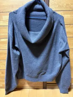 Discoat モチモチオフショルプルオーバー