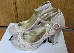 【美品】ANNA SUI　花柄レース　パンプスのサムネイル