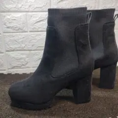 黒 スエード サイドゴアブーツ