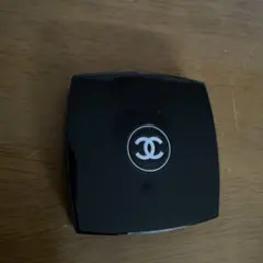 CHANEL レ キャトル オンブル 2g