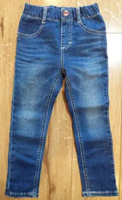 Item thumbnail for item c9eac80e-bba5-438d-8d63-8f859ff404f7