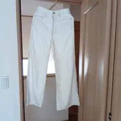 H&M　ホワイト ワイドデニムパンツ　34